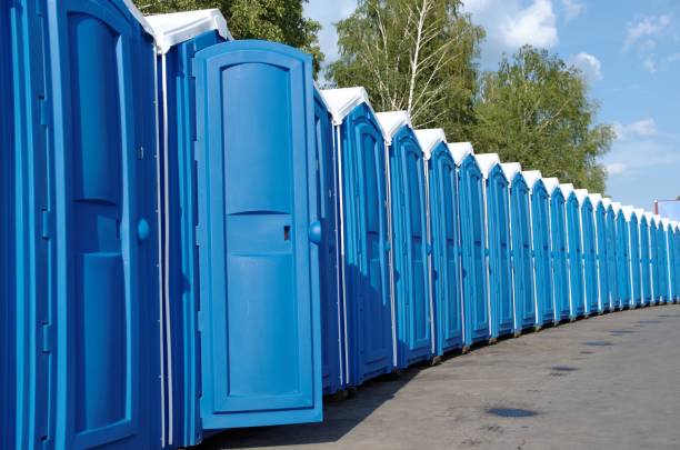 Best Sanitation services for porta potties  in Gnadenhutten, OH